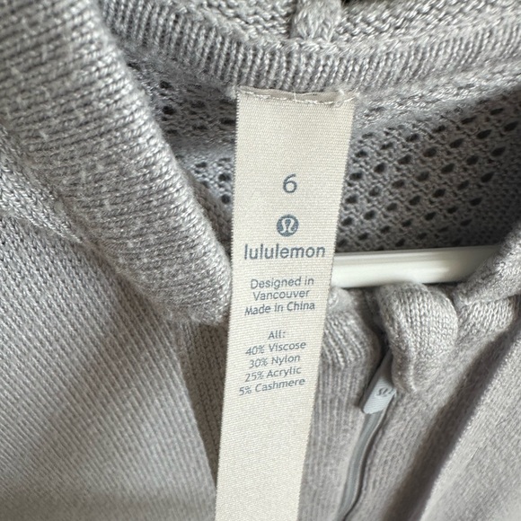 Lululemon jacket - Picture 2 of 5